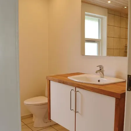 Tatil Evi Holiday Dyremosen Ix Hals