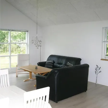 Tatil Evi Holiday Dyremosen Ix Hals